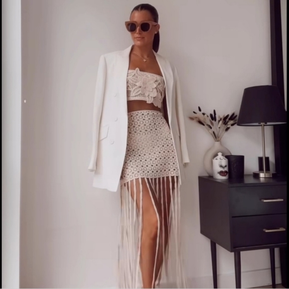 Zara 2 Piece Crochet Crop Top + Fringed Skirt - Picture 4 of 16